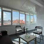 Apartment Terrace Balcony Downtown Delight Old Town Oasis Center Universitate Square Old Town Bukarest