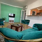 Terrace Balcony Downtown Delight Old Town Oasis Center Universitate Square Old Town Apartment Bukarest