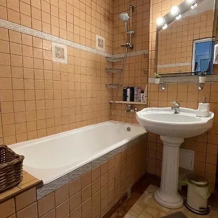 Terrace Balcony Downtown Delight Old Town Oasis Center Universitate Square Old Town * ブカレスト