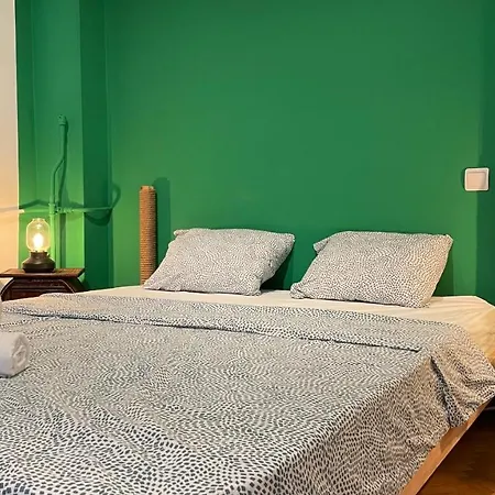 Terrace Balcony Downtown Delight Old Town Oasis Center Universitate Square Old Town ブカレスト