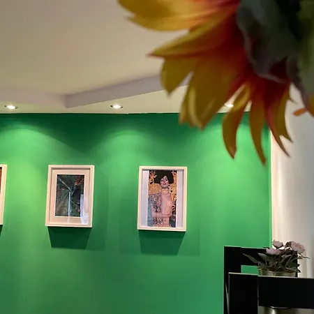 Terrace Balcony Downtown Delight Old Town Oasis Center Universitate Square Old Town * Bukarest