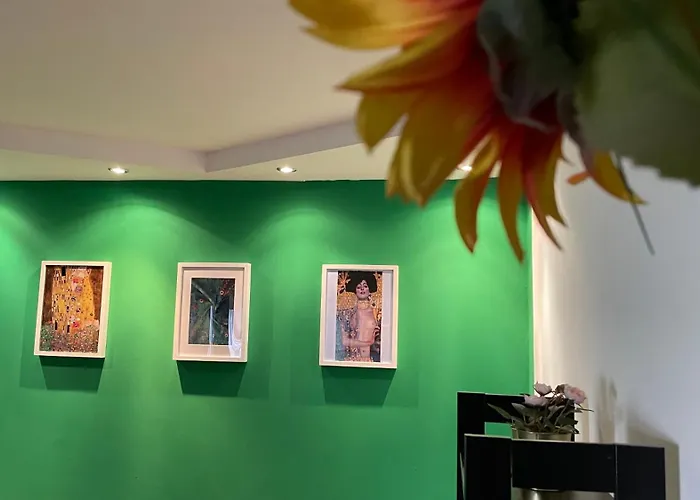 Terrace Balcony Downtown Delight Old Town Oasis Center Universitate Square Old Town * بوخارست