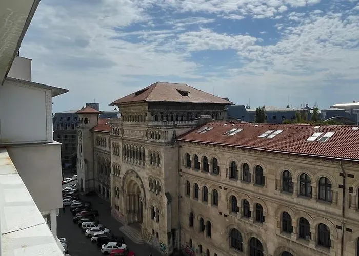 Terrace Balcony Downtown Delight Old Town Oasis Center Universitate Square Old Town Apartmán *