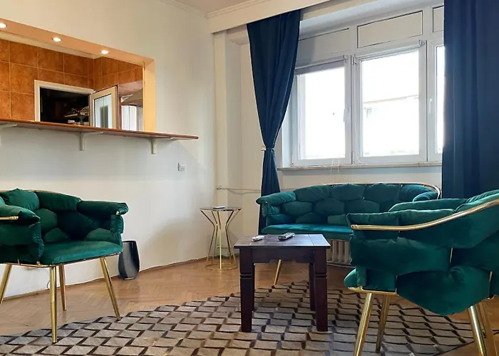 Terrace Balcony Downtown Delight Old Town Oasis Center Universitate Square Old Town