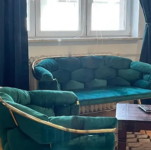 Terrace Balcony Downtown Delight Old Town Oasis Center Universitate Square Old Town Apartament