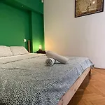 Appartamento Terrace Balcony Downtown Delight Old Town Oasis Center Universitate Square Old Town